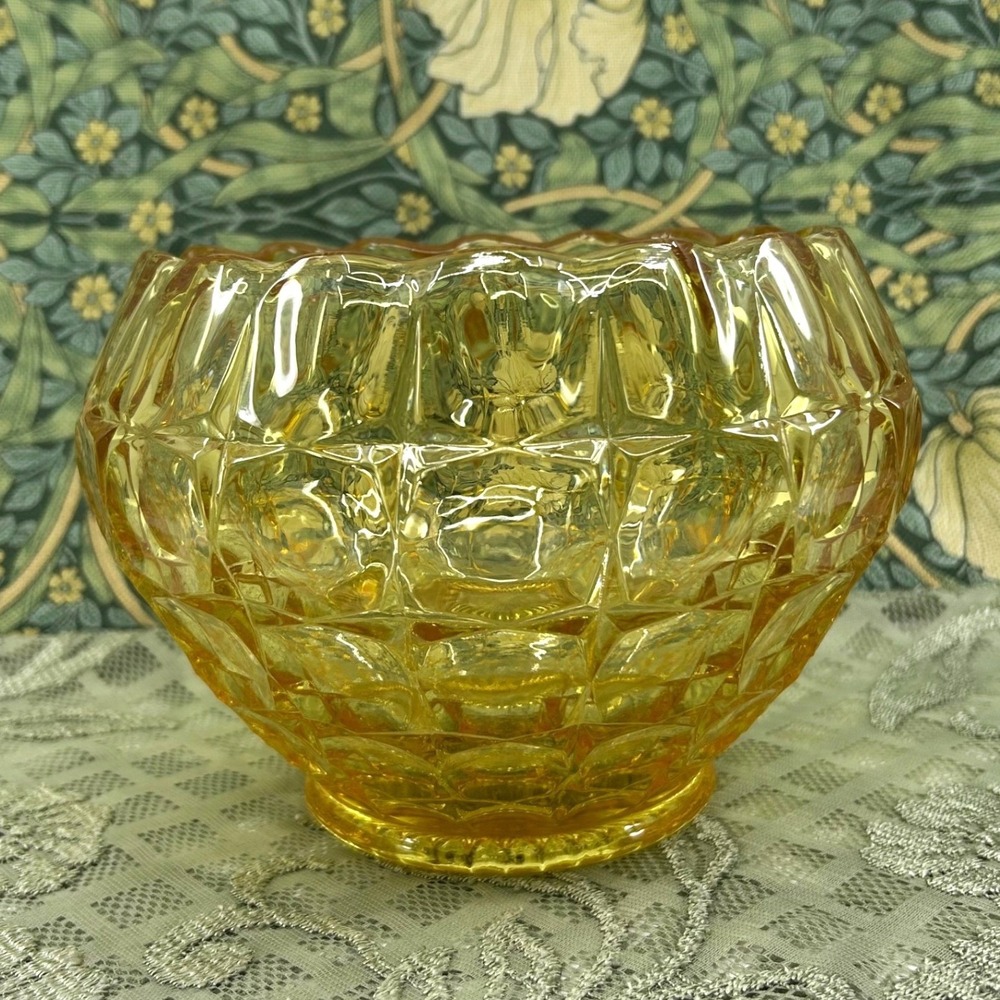 Vintage Yellow Constellation Optic Indiana Tiara Glass Candy Bowl Center Piece